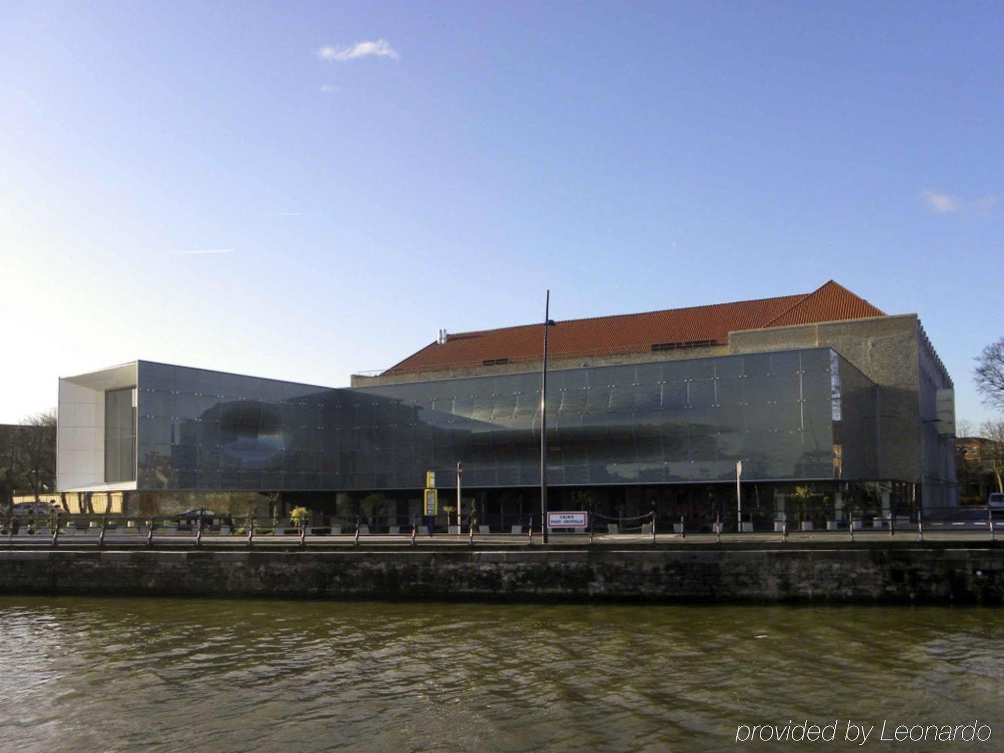 Ibis Calais Car Ferry Hotel Exterior photo