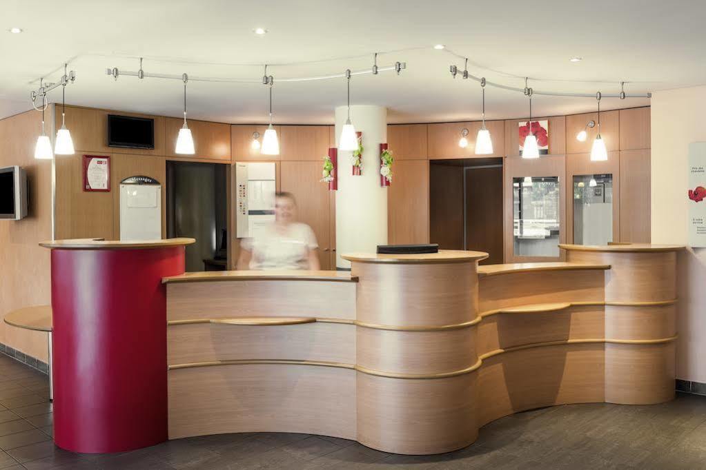 Ibis Calais Car Ferry Hotel Exterior photo